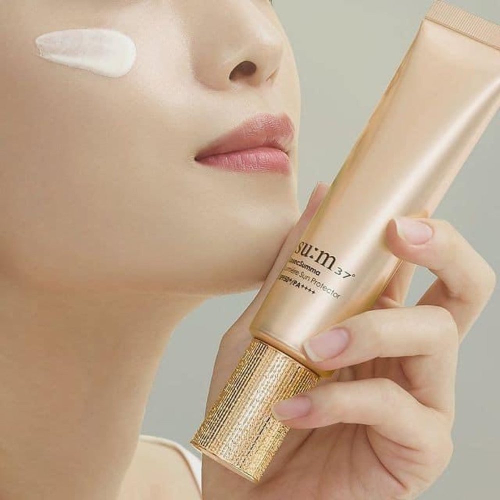 SU:M37 LOSECSUMMA LUMIÈRE SUN PROTECTOR SPF50+/PA++++ 50ML. BRAND NEW. NO BOX.
